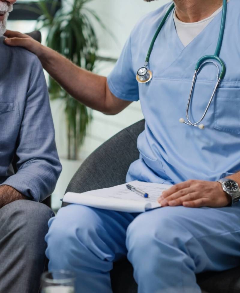 Julien Ferroni - Infirmier Couvin |  Image Name 